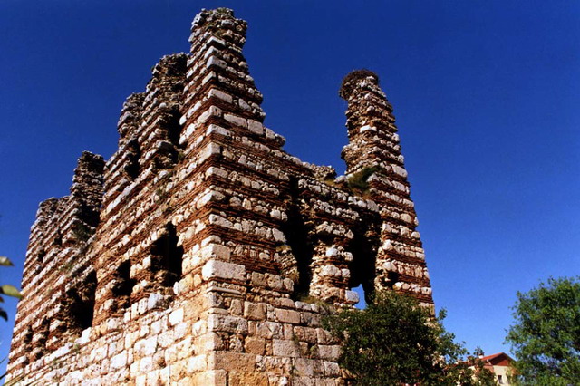 Laskaris Palace, ruin