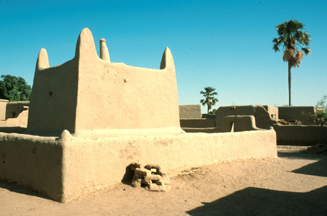 Context, tomb of marabout Bakaye Baoussou