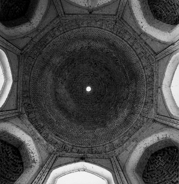 Interior view of mausoleum, looking up at the dome