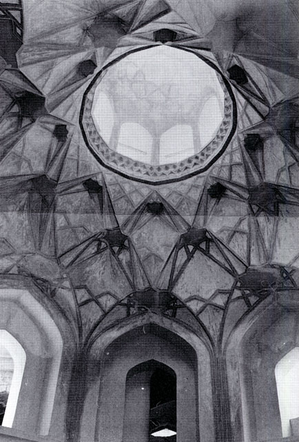 Dome of the entry hall (hashti) with muqarnas, during restoration