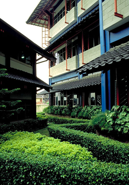 Landscaped areas between buildings