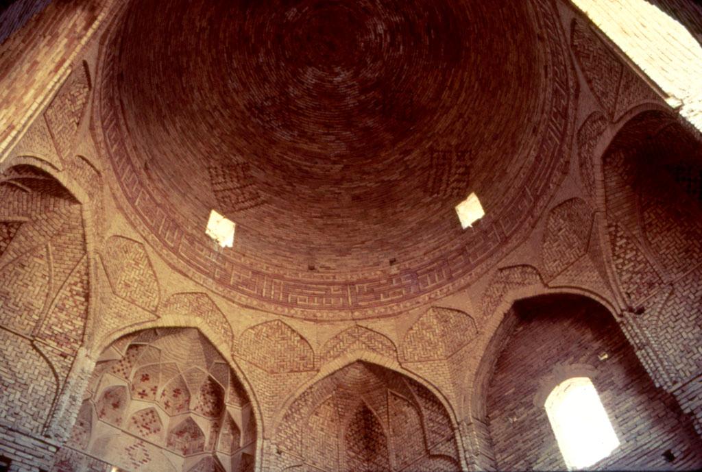 Interior view, looking up at the dome and its zone of transition