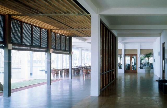 Interior view showing vast covered indoor/outdoor terrace