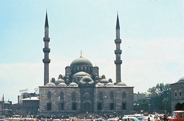 Yeni Camii Külliyesi