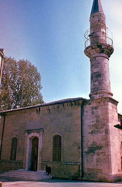 Hunchiar Mosque Restoration