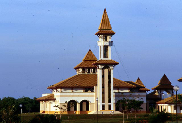 Main view to University Mosque