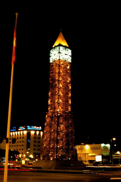 Horloge De L'avenue Habib Bourguiba - Night view of the 7th November 1987 Square and monument