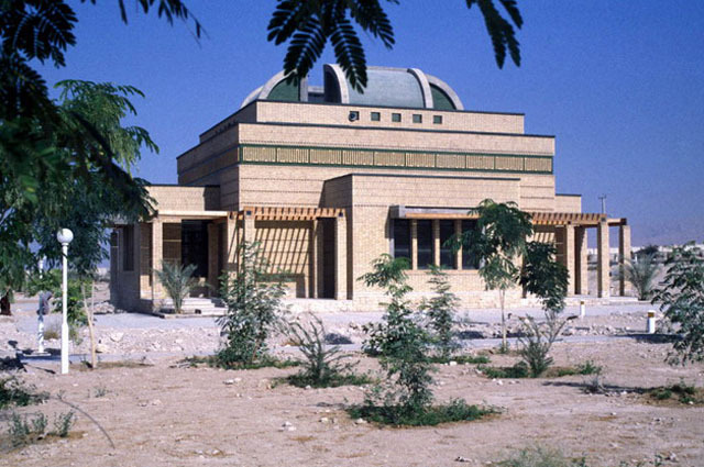 Bushehr Cement Factory Mosque - Exterior view