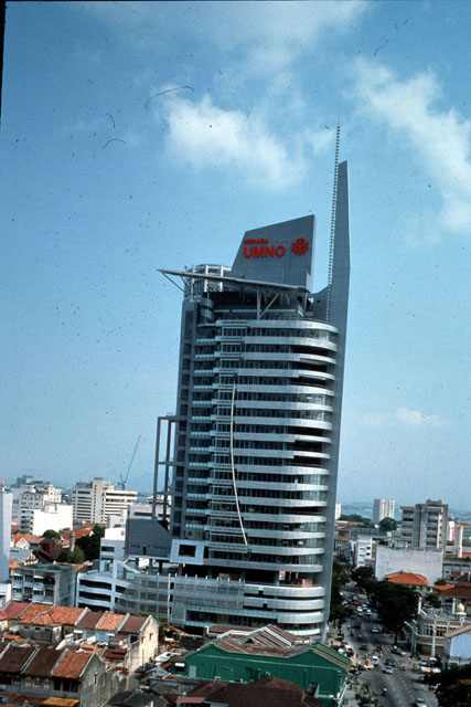 Aerial view, showing façade