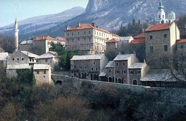 Buildings of Kujundziluk, mostly shops and offices, on the left bank of the Neretva River