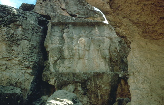 Third relief: Investiture of Shapur I, general view