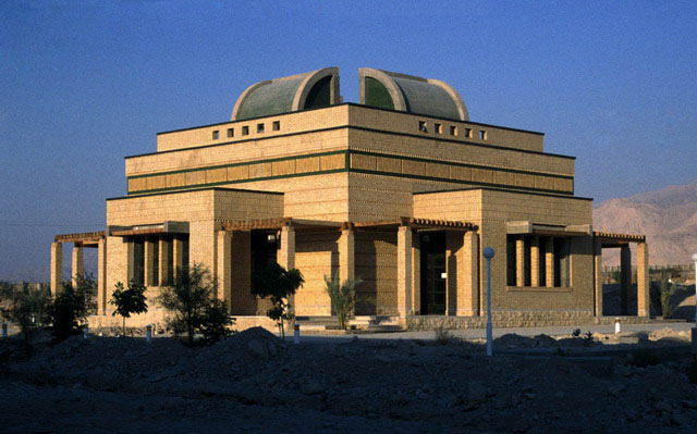 Bushehr Cement Factory Mosque - Exterior view