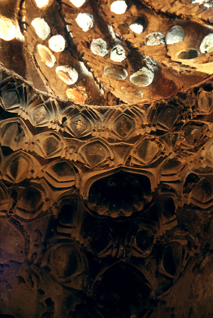 Detail from northeast room where spiral dome meets with muqarnas drum and pendentives