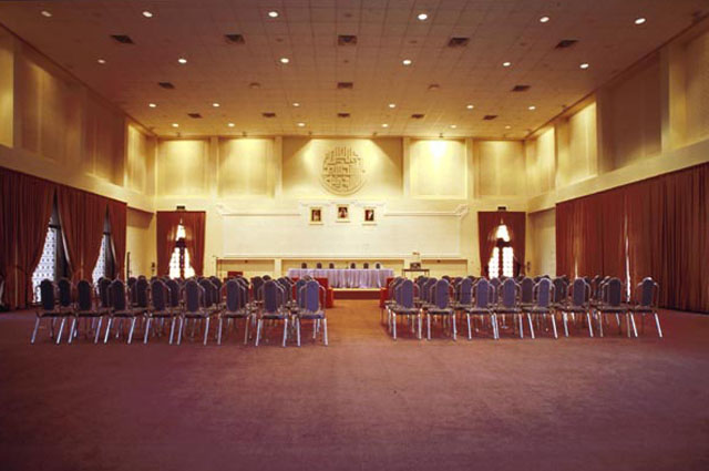 Bahrain Society of Engineers - Interior, conference hall