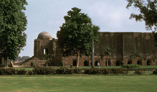 West façade (qibla wall)