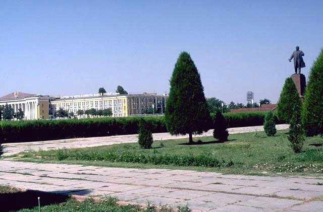 Exterior view of Government buildings flanking Lenin Square