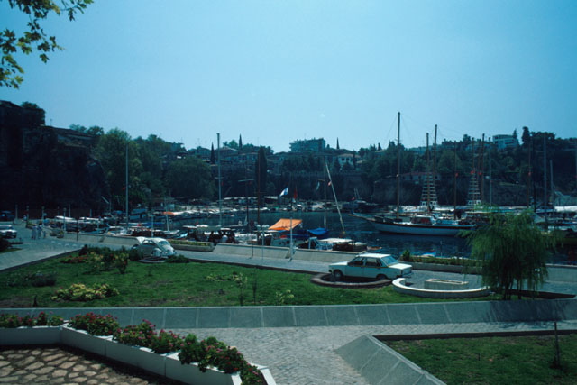 Exterior view to harbor