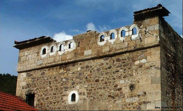 Ruined roof line on the front façade