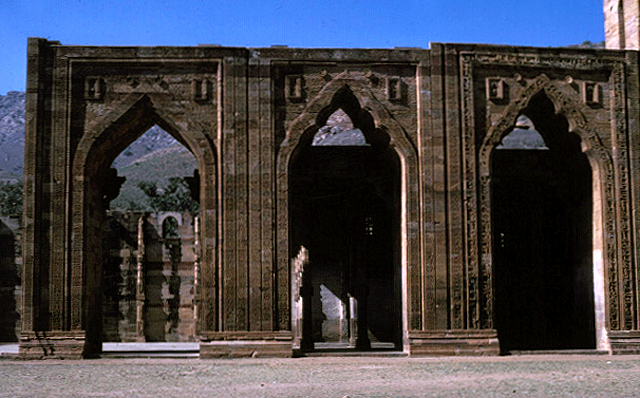Three secondary arches of prayer hall façade