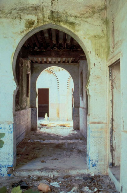 Arched passage, before rehabilitation