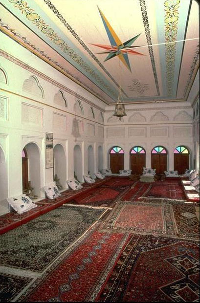 <p>Interior, the main reception hall</p>