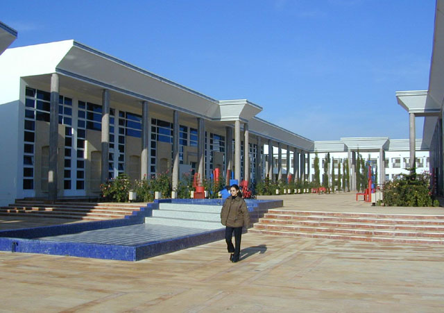 Exterior view of piazza, showing terraced ornamental pool