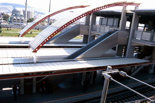 Level line station, Sanayi stairs canopy detail