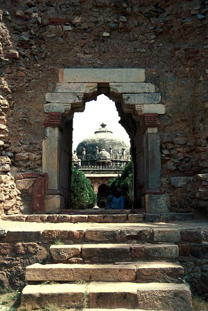 Humayun's Tomb: Isa Khan Niyazi Tomb Complex
