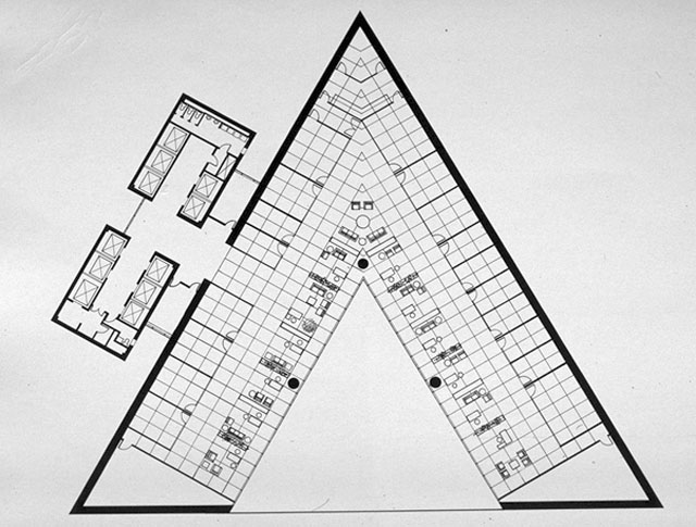 B&W drawing, typical office plan