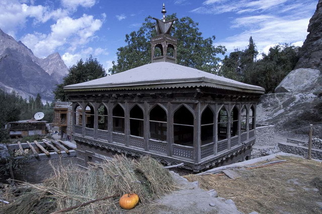 Khilingrong Mosque Restoration - Exterior view, after restoration