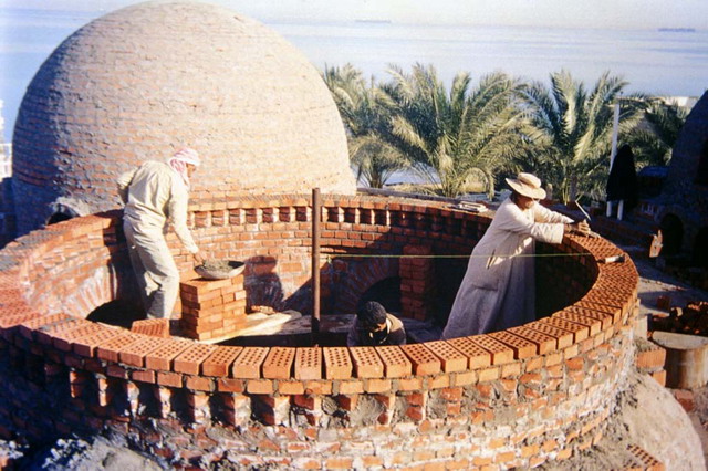 Construction of the brick drum of dome
