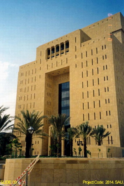 Exterior view of courthouse from south
