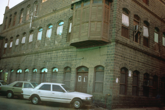 Sheik Tariq Abdullah Offices and Residence
