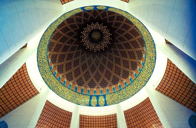 Interior view, looking up at dome
