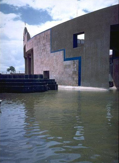 Façade with pool in foreground