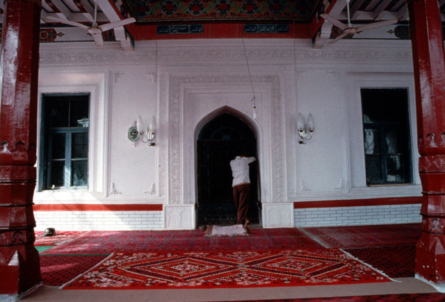 Sultan Sutuk Buhrahan Tomb