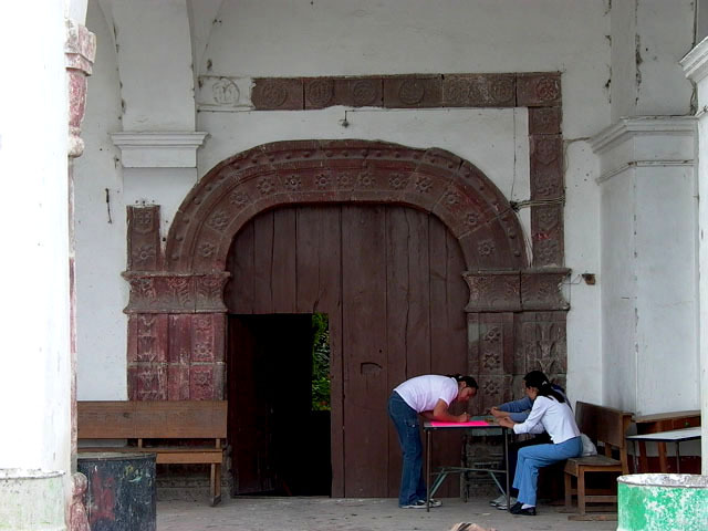 Exterior view of portería doorway