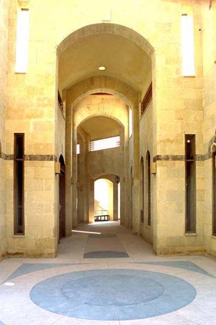 Suq al-Fustat; interior view