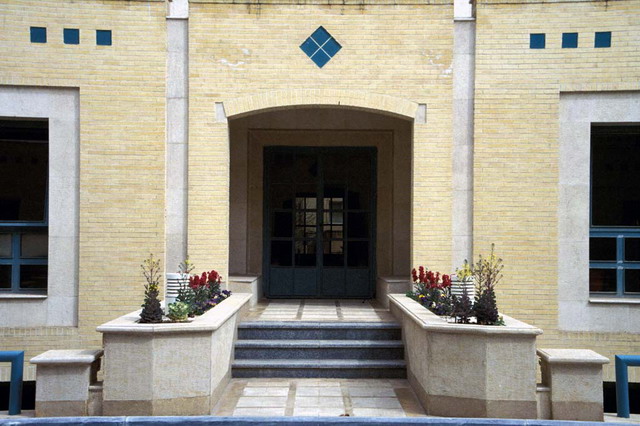 Entrance to office from down courtyards