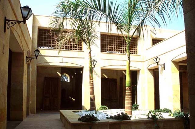 Suq al-Fustat; inner courtyard