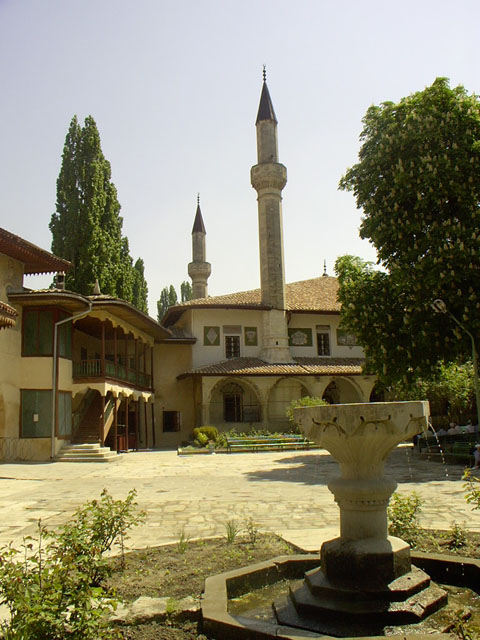 View of the Big Khan Mosque from the main palace courtyard, looking east