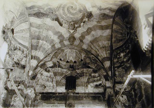 Bab al-Badestan, interior arches and vaults