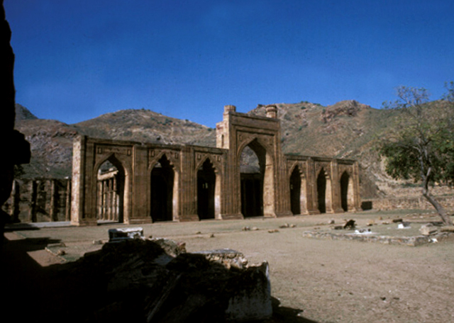 Seven-arch façade covering the prayer hall by Iltutmish