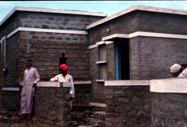 Earthquake Rehabilitation Centres - Detail of the restoration process