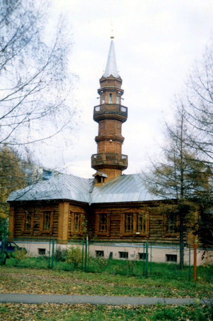 Exterior view showing façade and minaret