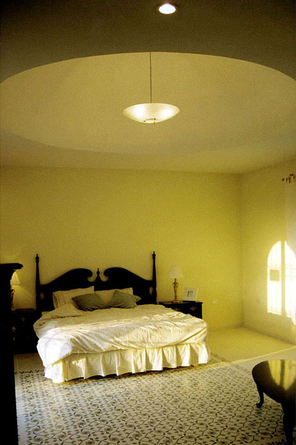 Tal es Safa Community Village - Interior view showing effect of dome on spatial program