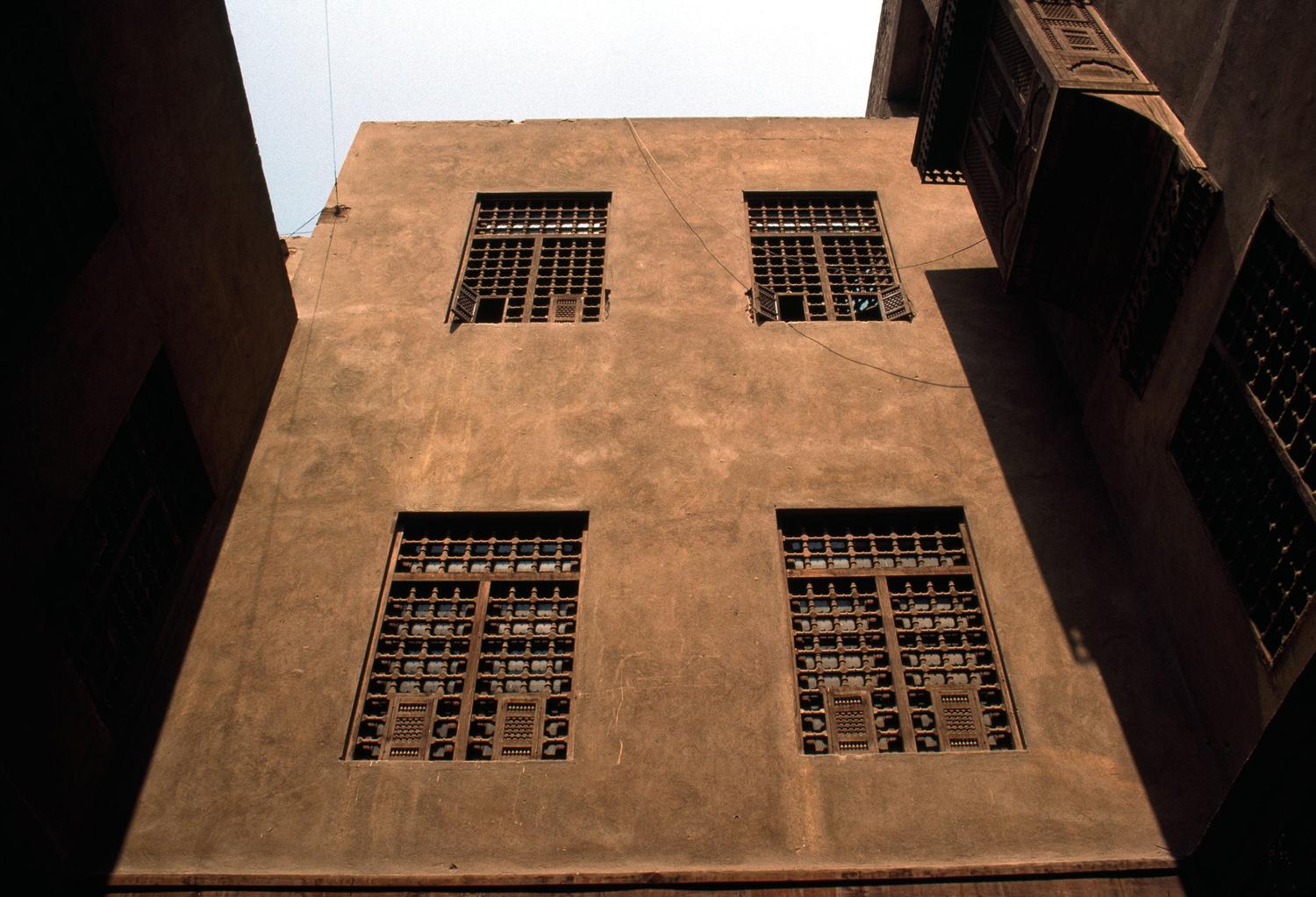 Manzil Waqf Mustafa Ja'far - Façade, outer courtyard