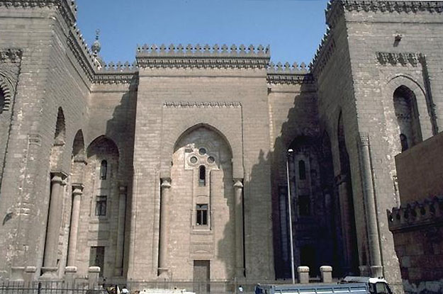 Façade with main entrance