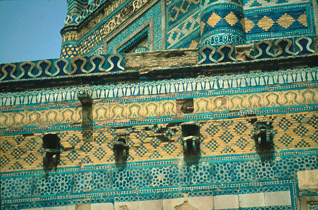 Detail of exterior tile decoration on the upper portion of the eastern façade