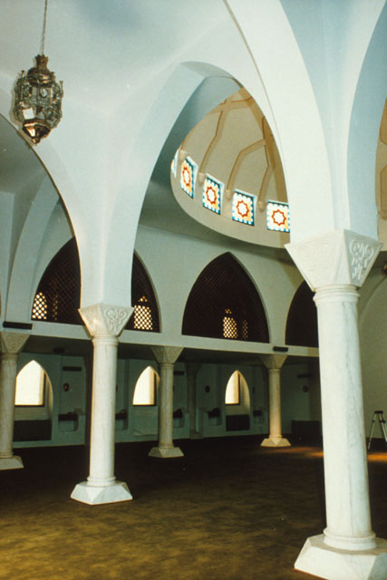 Mosque of the King - Interior view of prayer hall showing columns and floating dome